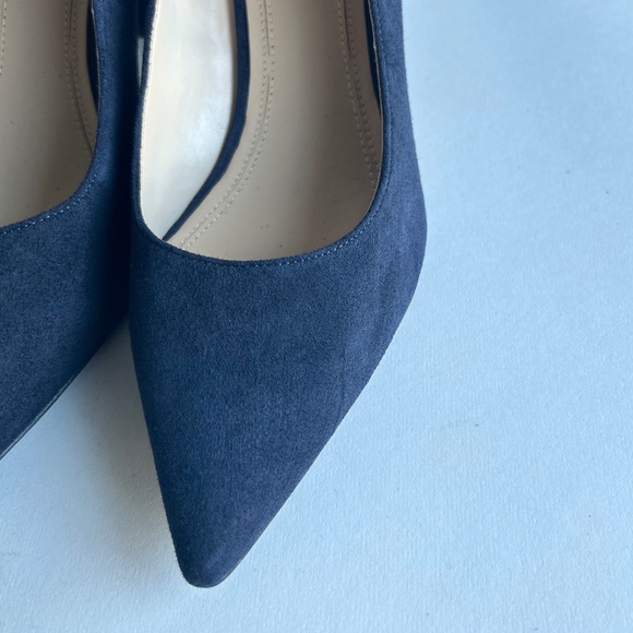 Marc Fisher Navy Suede Genuine Leather Point Toe Heels size 8.5 - Picture 6 of 14